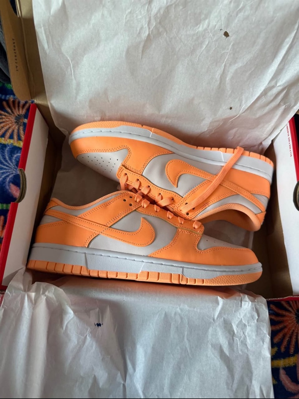 Women’s Nike dunks low peach cream size 11